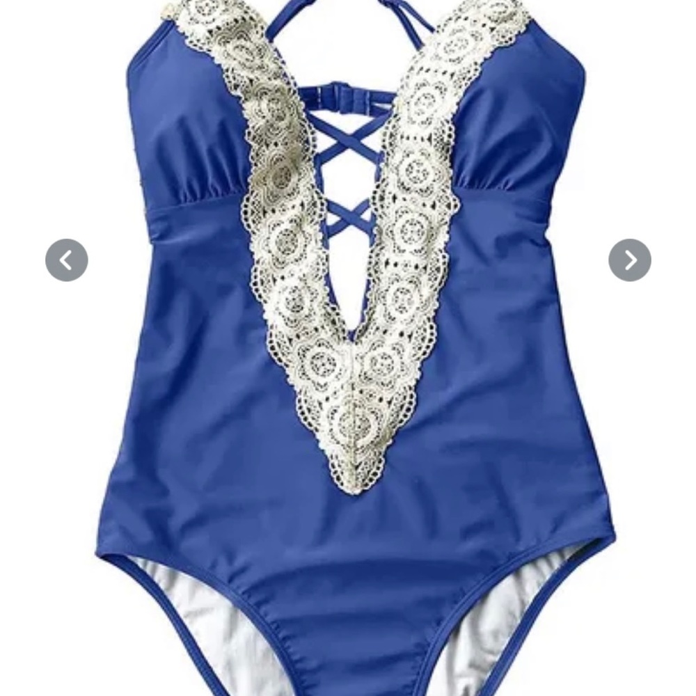 716. SEABBOT Woman’s Deep V Neck One Piece Swimsuit